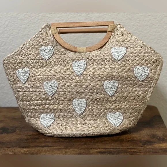 Shiraleah Natural Straw Tote with Beaded White Heart Details - Picture 8 of 8